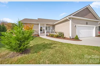 457 Riverwind Drive, Hendersonville, NC 28739 - Photo 29