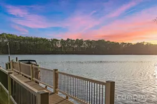 901 Sunset Pointe Dr, Salisbury, NC 28146 - Photo 1