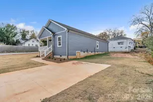 54 3rd Ave, Greenville, SC 29611 - Photo 25