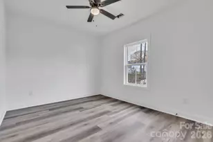 54 3rd Ave, Greenville, SC 29611 - Photo 21