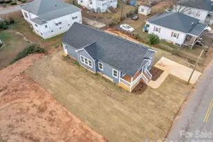 54 3rd Ave, Greenville, SC 29611 - Photo 27