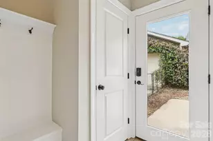 6309 Kennard Dr, Charlotte, NC 28216 - Photo 9