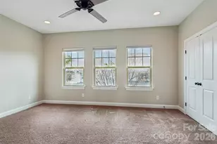 6309 Kennard Dr, Charlotte, NC 28216 - Photo 15