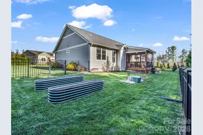 128 Shoeing Box Way, Hendersonville, NC 28792 - Photo 35