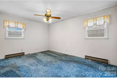 200 Hayes Avenue, Hudson, NC 28638 - Photo 15