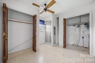 200 Hayes Ave, Hudson, NC 28638 - Photo 17