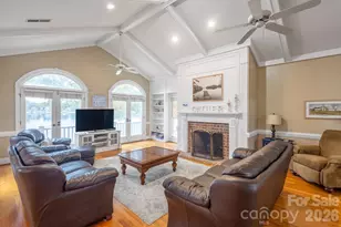 185 Willow Point Rd, Troutman, NC 28166 - Photo 3