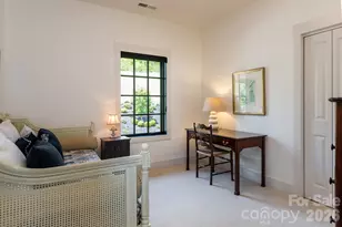 332 Summerset Dr, Hendersonville, NC 28792 - Photo 23