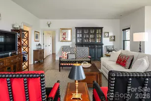 332 Summerset Dr, Hendersonville, NC 28792 - Photo 27