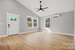 133 Moore St, Hendersonville, NC 28739 - Photo 21