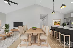 133 Moore St, Hendersonville, NC 28739 - Photo 15