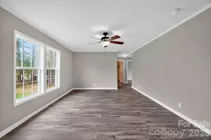 922 Lavender Rd, Grover, NC 28073 - Photo 9