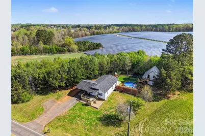 780 Saint James Church Road, Newton, NC 28658 - Photo 3