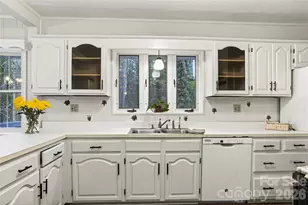 3002 Kanuga Rd, Hendersonville, NC 28739 - Photo 25