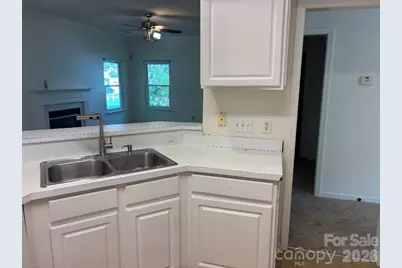 12313 Carolina Crossing Drive, Charlotte, NC 28273 - Photo 3