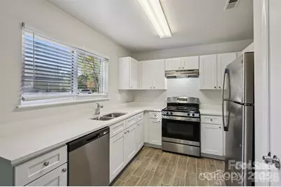 7030 Huntsmaster Drive, Charlotte, NC 28277 - Photo 15