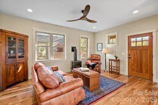 429 Pearson Dr, Asheville, NC 28801 - Photo 3