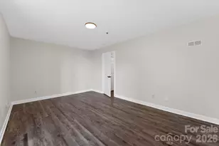 2838 Avalon Loop Rd, Charlotte, NC 28269 - Photo 7