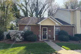 605 8th Ave SW, Conover, NC 28613 - Photo 1