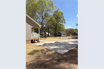 657 Still Street, Chester, SC 29706 - Photo 3