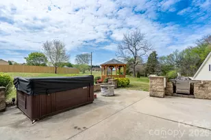 6665 Dellwood Dr, Kannapolis, NC 28081 - Photo 39