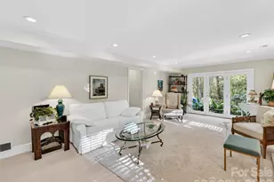 2818 Hinsdale St, Charlotte, NC 28210 - Photo 15