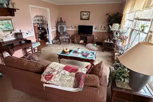 6215 Farm Pond Ln, Charlotte, NC 28212 - Photo 3