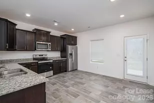 1004 Davis Hls Dr, Dallas, NC 28034 - Photo 5