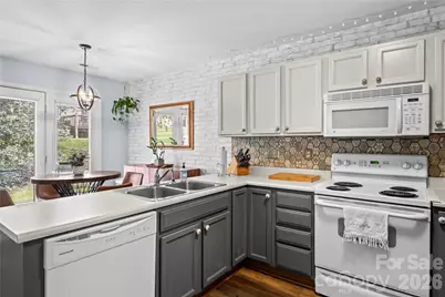 43 Stafford Court, Fletcher, NC 28732 - Photo 7