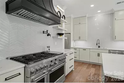 915 Laurel Creek Lane, Charlotte, NC 28211 - Photo 15