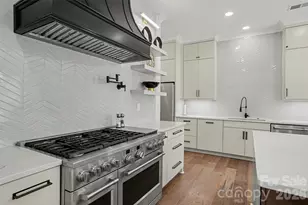 915 Laurel Creek Ln, Charlotte, NC 28211 - Photo 15