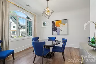 915 Laurel Creek Ln, Charlotte, NC 28211 - Photo 11