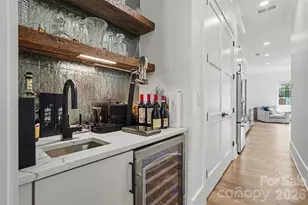 915 Laurel Creek Ln, Charlotte, NC 28211 - Photo 17