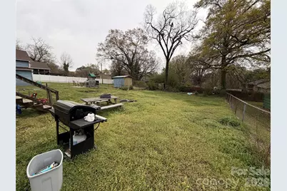 731 E 3rd Avenue, Gastonia, NC 28054 - Photo 5
