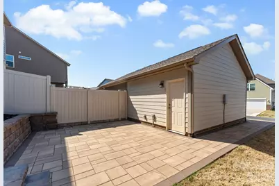 19722 Elise Caroline Alley, Davidson, NC 28036 - Photo 3