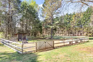 1315 Scotts Creek Rd, Statesville, NC 28625 - Photo 31