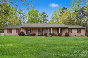 4027 Oakdale Rd, Charlotte, NC 28216 - Photo 1