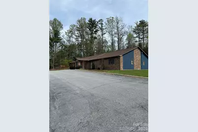 2920 Haywood Road, Hendersonville, NC 28791 - Photo 3