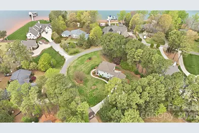 151 Yellow Jacket Circle, Mooresville, NC 28117 - Photo 3