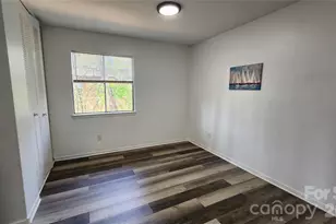 133 Orchard Trace Ln, Charlotte, NC 28213 - Photo 11