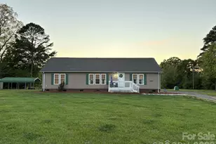 26024 Hobert Rd, Albemarle, NC 28001 - Photo 3
