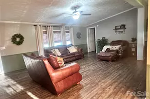 26024 Hobert Rd, Albemarle, NC 28001 - Photo 21