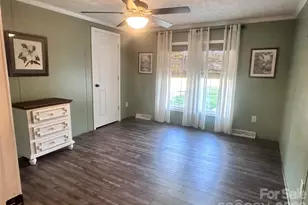 26024 Hobert Rd, Albemarle, NC 28001 - Photo 27