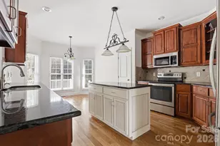 3052 17 St Ct NE, Hickory, NC 28601 - Photo 21