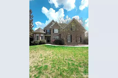 3052 17th Street Court NE, Hickory, NC 28601 - Photo 1