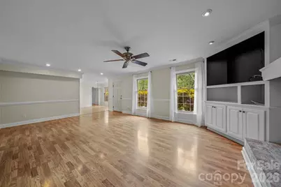 207 Williamsburg Lane, Wadesboro, NC 28170 - Photo 11