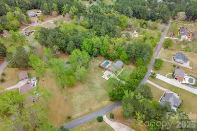 207 Williamsburg Lane, Wadesboro, NC 28170 - Photo 41