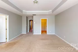 1637 Fleetwood Dr, Charlotte, NC 28208 - Photo 7