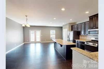 1637 Fleetwood Drive, Charlotte, NC 28208 - Photo 3