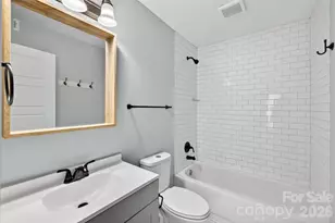 1612 Sharon Rd W, Charlotte, NC 28210 - Photo 17